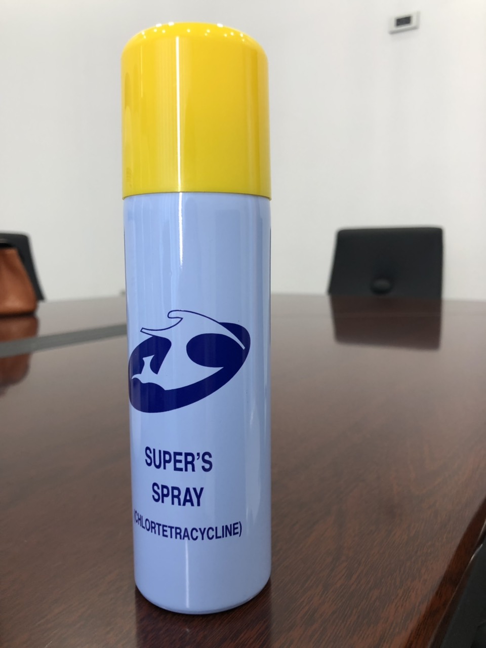 Super’s spray - chlortetracyline